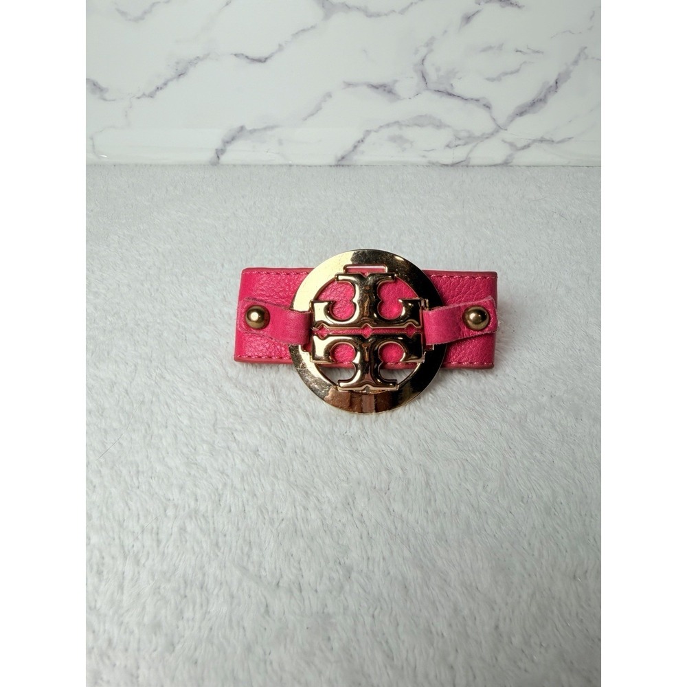 TORY BURCH Leather Logo Double Snap Cuff / Wrap Bracelet.